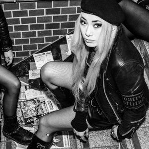 Meet your Posher, Senna Chanel